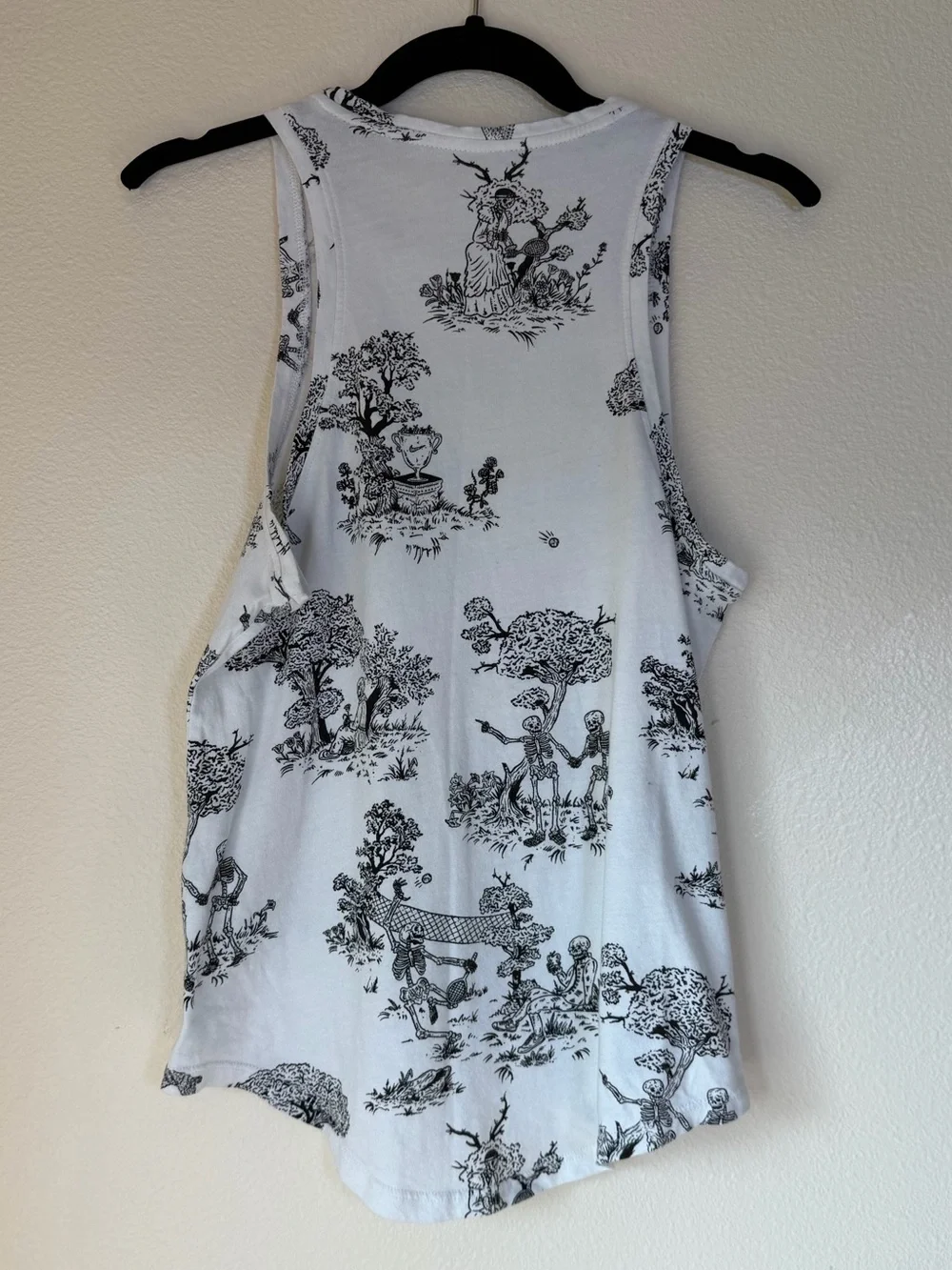 Nike Skeleton Toile Print Athletic Tank, Size Small, Halloween Spooky
